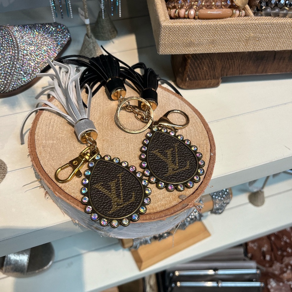 LV KEEP‎ IT GYPSY KEYCHAIN WITH Black TASSLES NWT